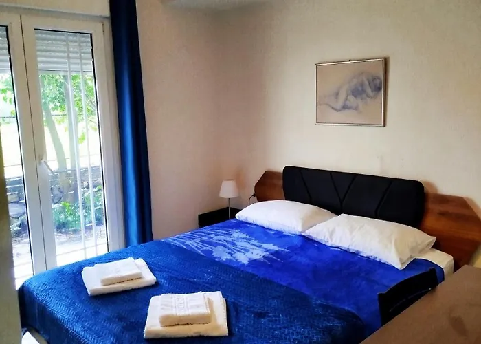 Pensión Mirkashouse